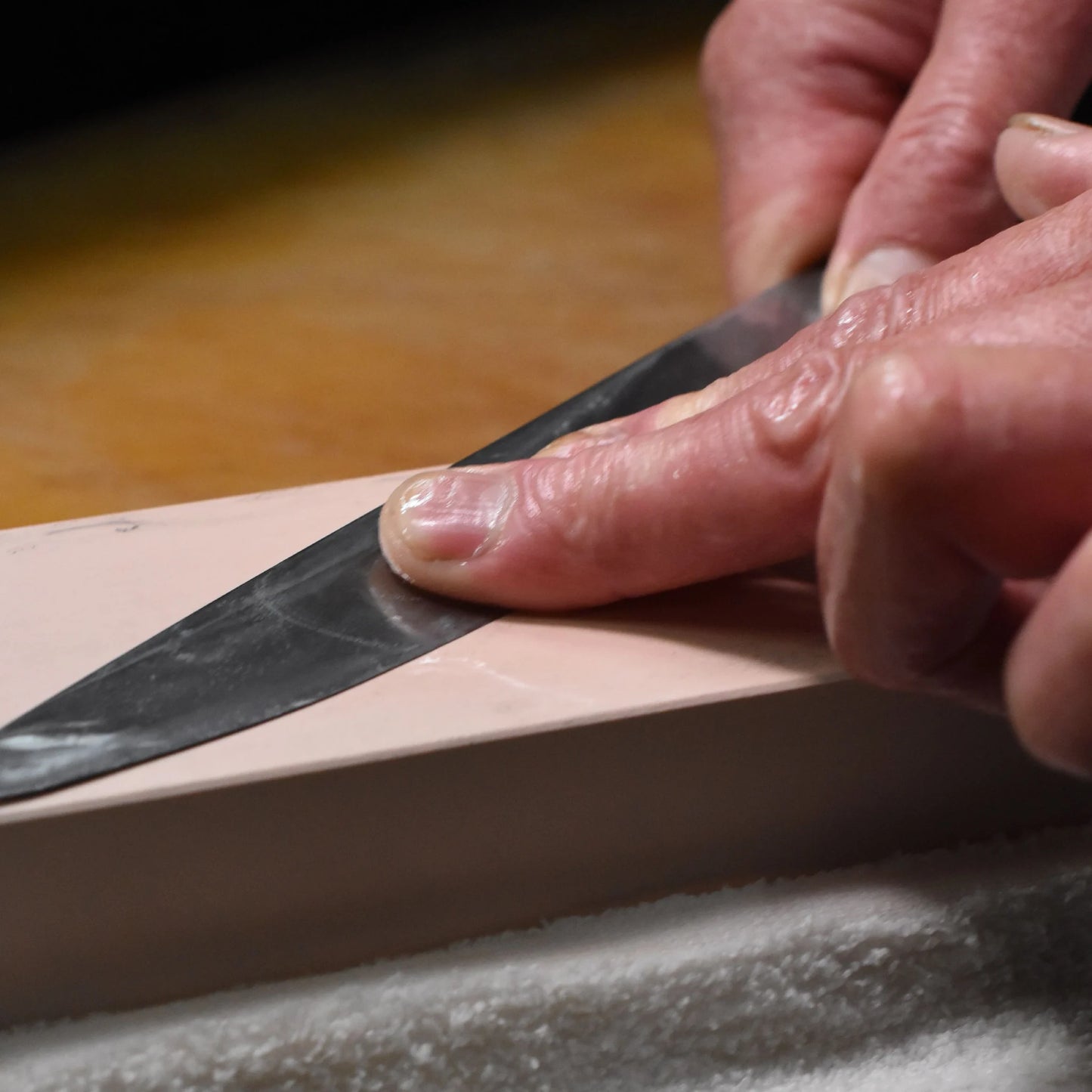 Ishizuchi VG10 Damascus Tsuchime Nakiri Knife and Japanese Whetstone Set