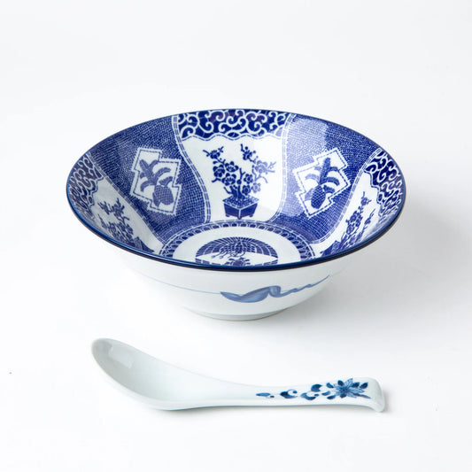 Mino Ware Pine Bamboo Plum Chiseled Noodle Bowl Set