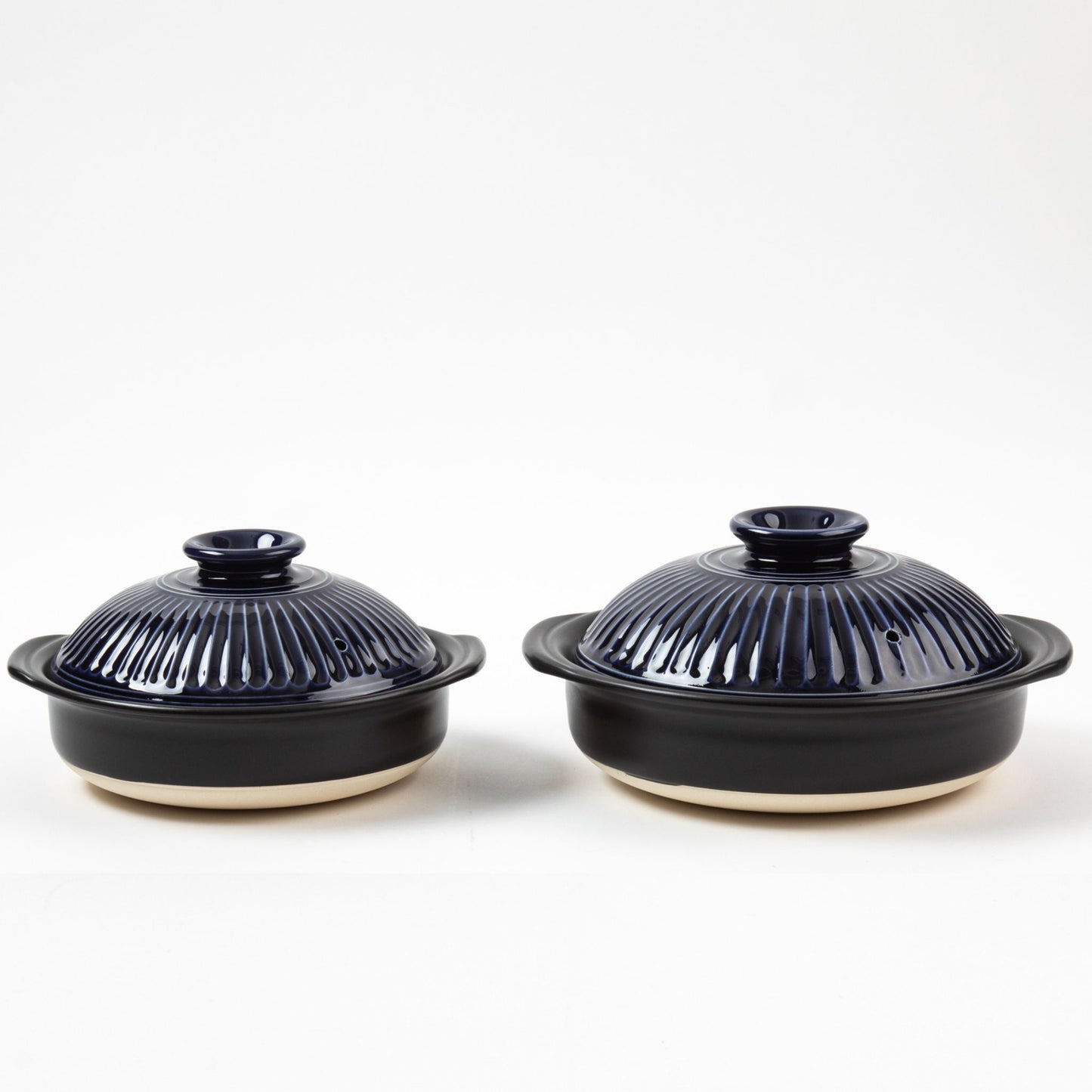 GINPO Chrysanthemum Blue Glaze Donabe Clay Pot (3-4 People)