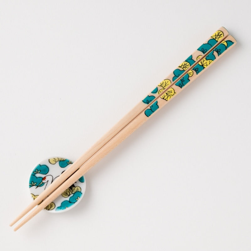 KUTANI SEAL Floral Chopsticks with Chopstick Rest (Pine Tree / Matsu)