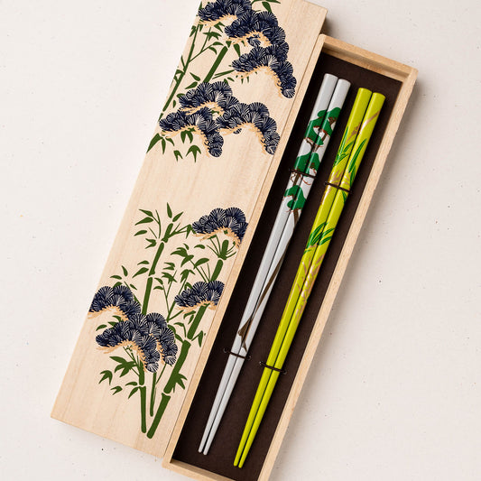 Rimpa Pine and Bamboo Wakasa Lacquer Chopsticks Pair and Paulownia Gift Box