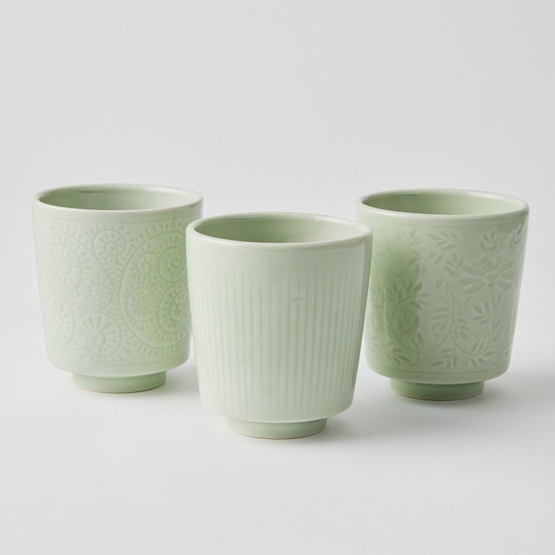 Koyu Haiyu Pale Green Tokusa Sake Cup