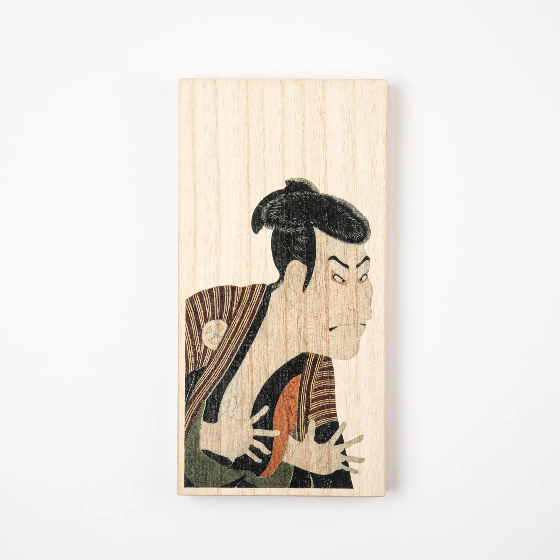 Close-up of the paulownia wood gift box lid showcasing a Sharaku Kabuki actor illustration, crafted by Hyozaemon.