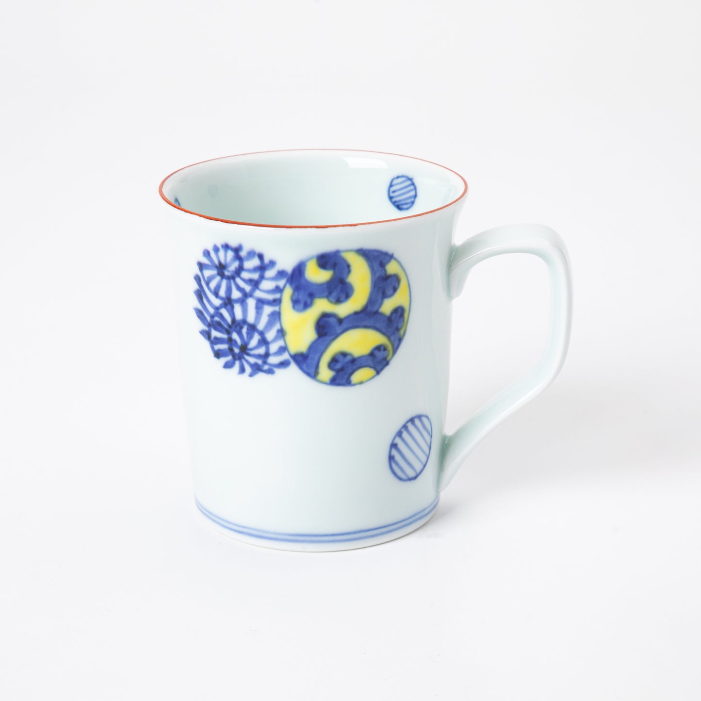 Keizan Kiln Arita Arabesque Crested Cup