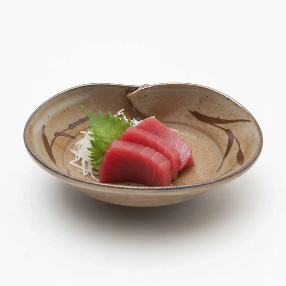Nakazato Tarouemon E-Karatsu Clam Shape Mukozuke Serving Dish