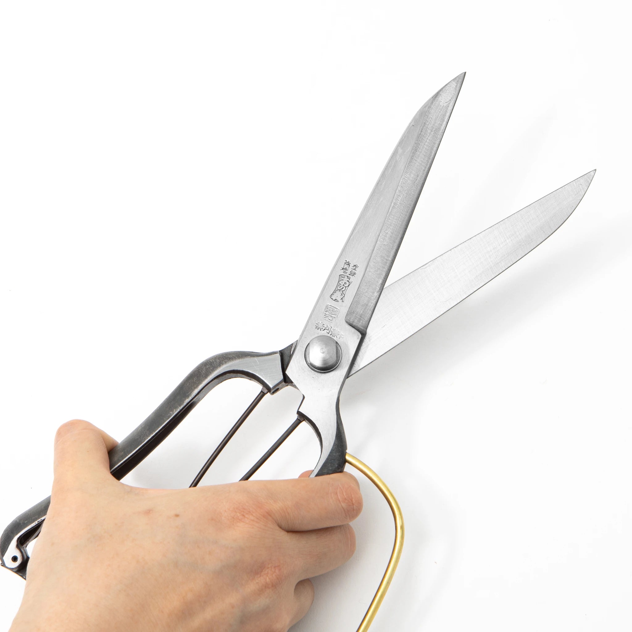 Onoyoshi Hamono One Hand Hedge Shears with Guard (Grip Cover)