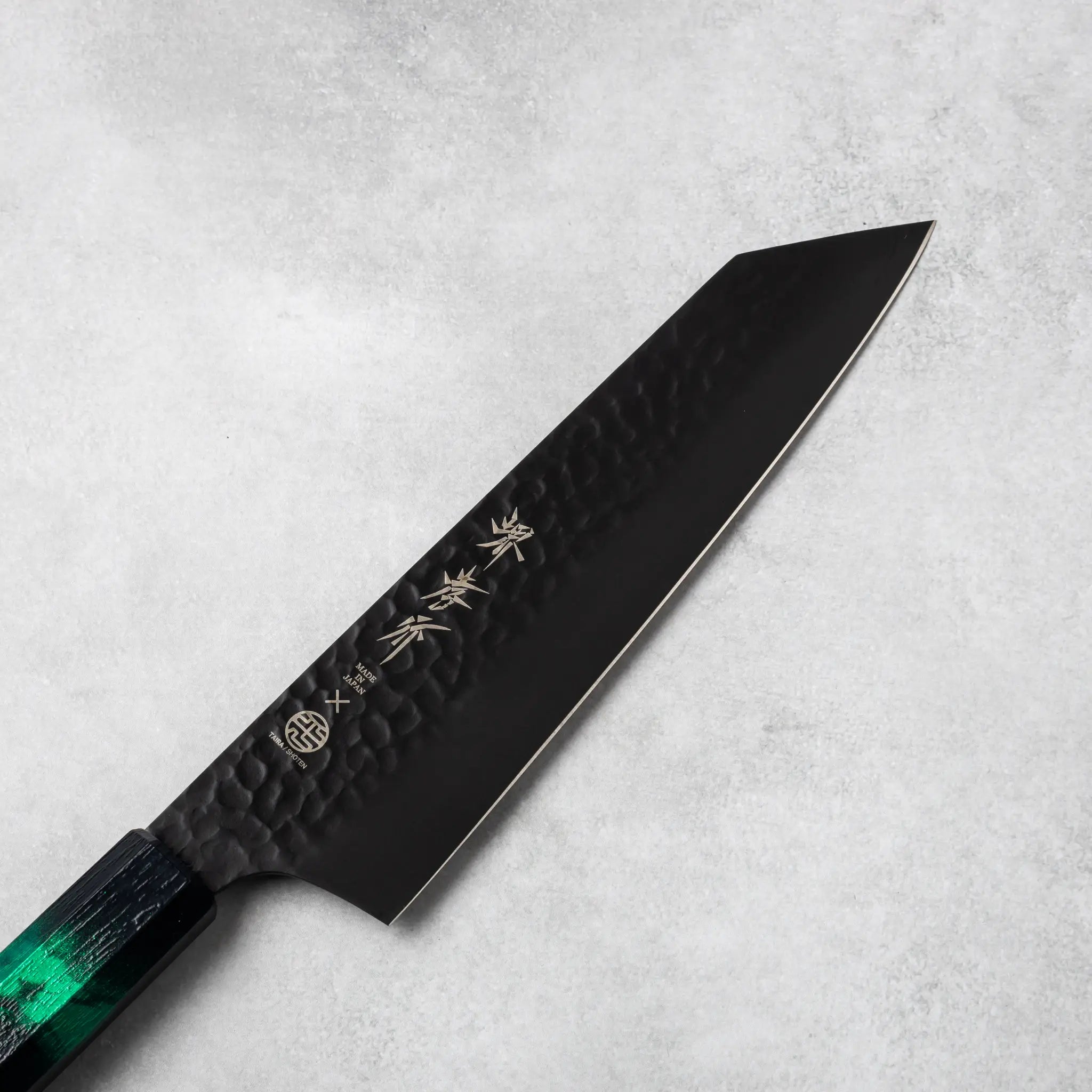 華 Sakai Takayuki Kurokage VG10 Kengata Chef Knife Green Handle