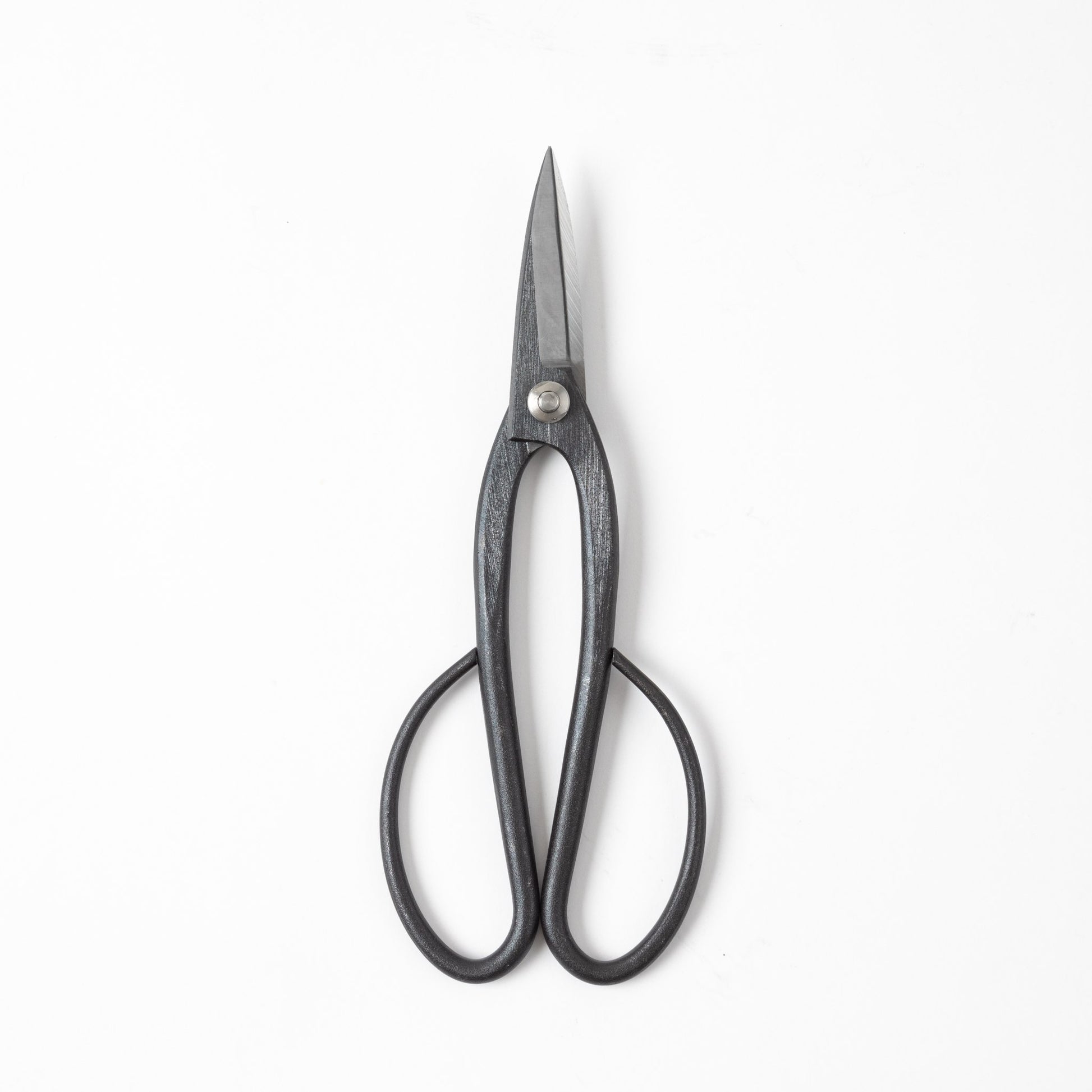 Banner showcasing Tsurumaki bonsai shears set against a minimalistic background - promoting premium Japanese garden tools.