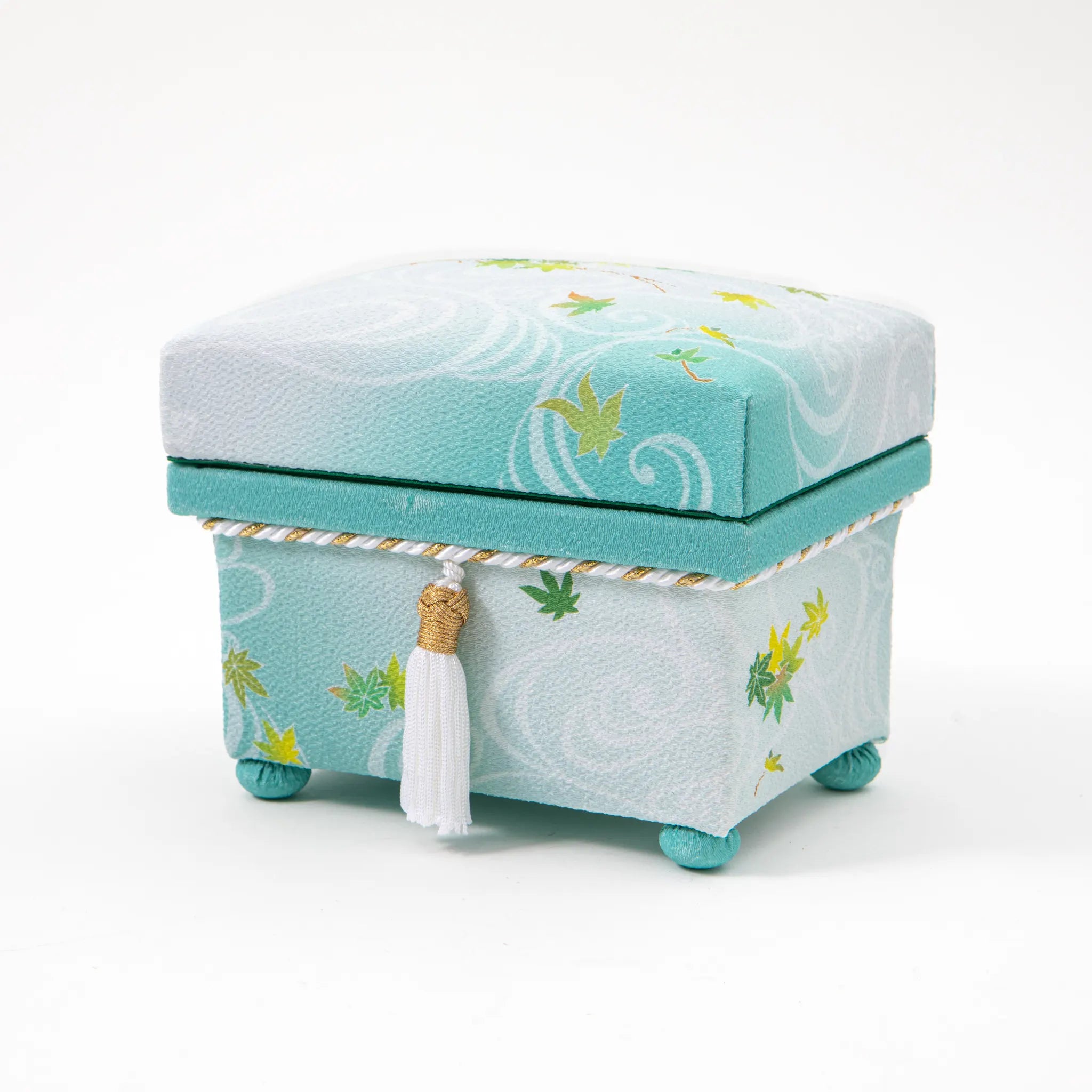 Kaga Yuzen Maple Leaf Accessory Box